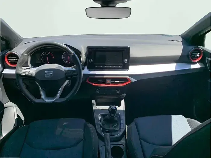 Usado Seat Ibiza FR 115 CV (84 kW) 2025 Azul Utilitario