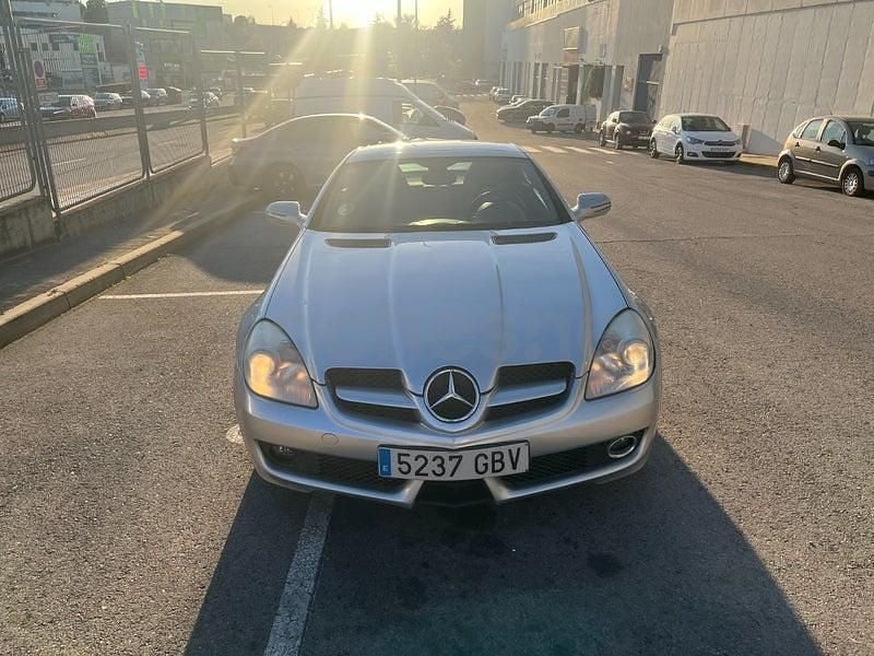 Usado Mercedes SLK200 184 CV (135 kW) 2008 Gris / plata Descapotable