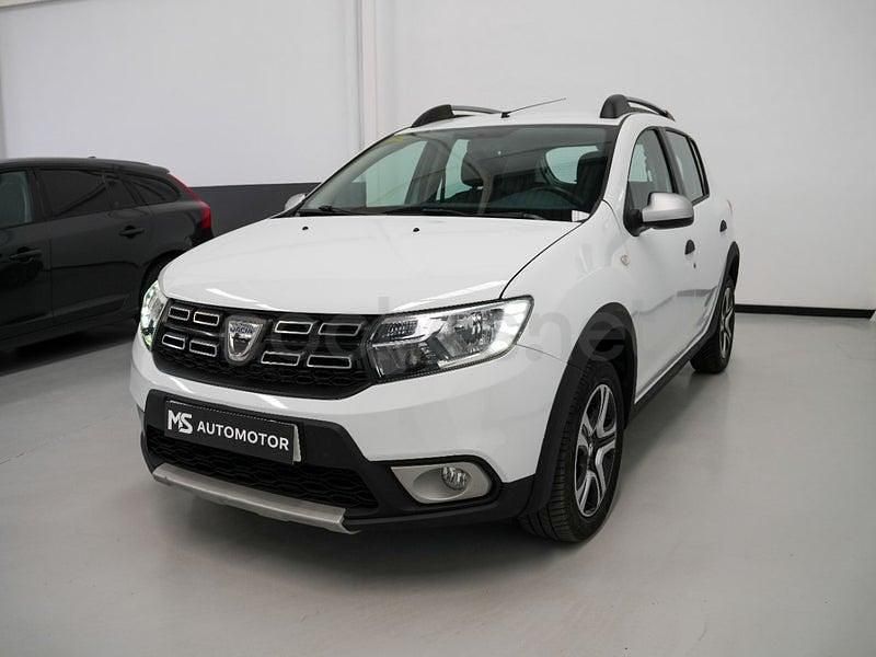 Usado Dacia Sandero Stepway Ambiance 90 CV (66 kW) 2018 Blanco Berlina