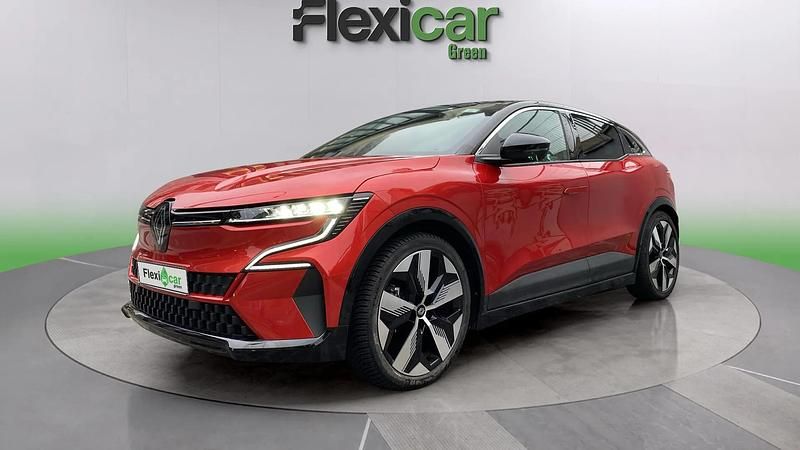Usado Renault Megane E-Tech Equilibre 96 kW (131 CV) 2022 Rojo Berlina
