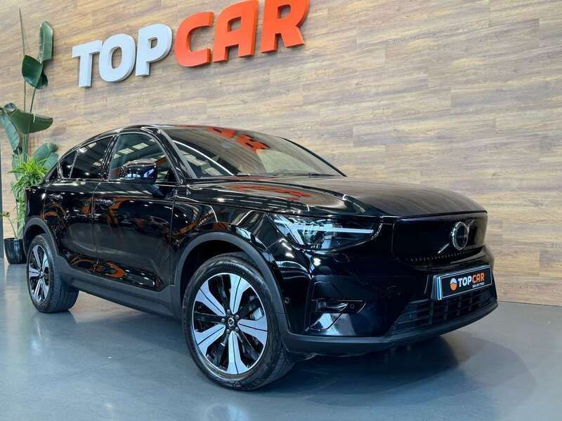 Negro Usado 2022 Volvo EC40 Ultimate SUV | 31.989 € (Super precio) - Imagen 1/4