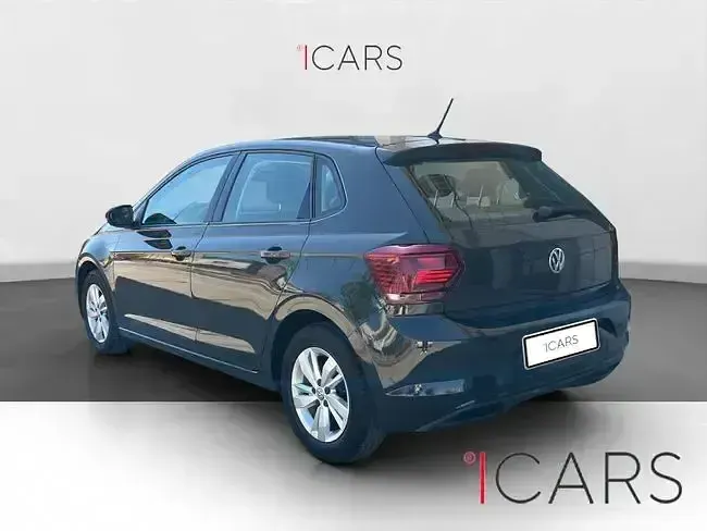 Usado VW Polo Advance 80 CV (58 kW) 2019 Gris / plata Utilitario