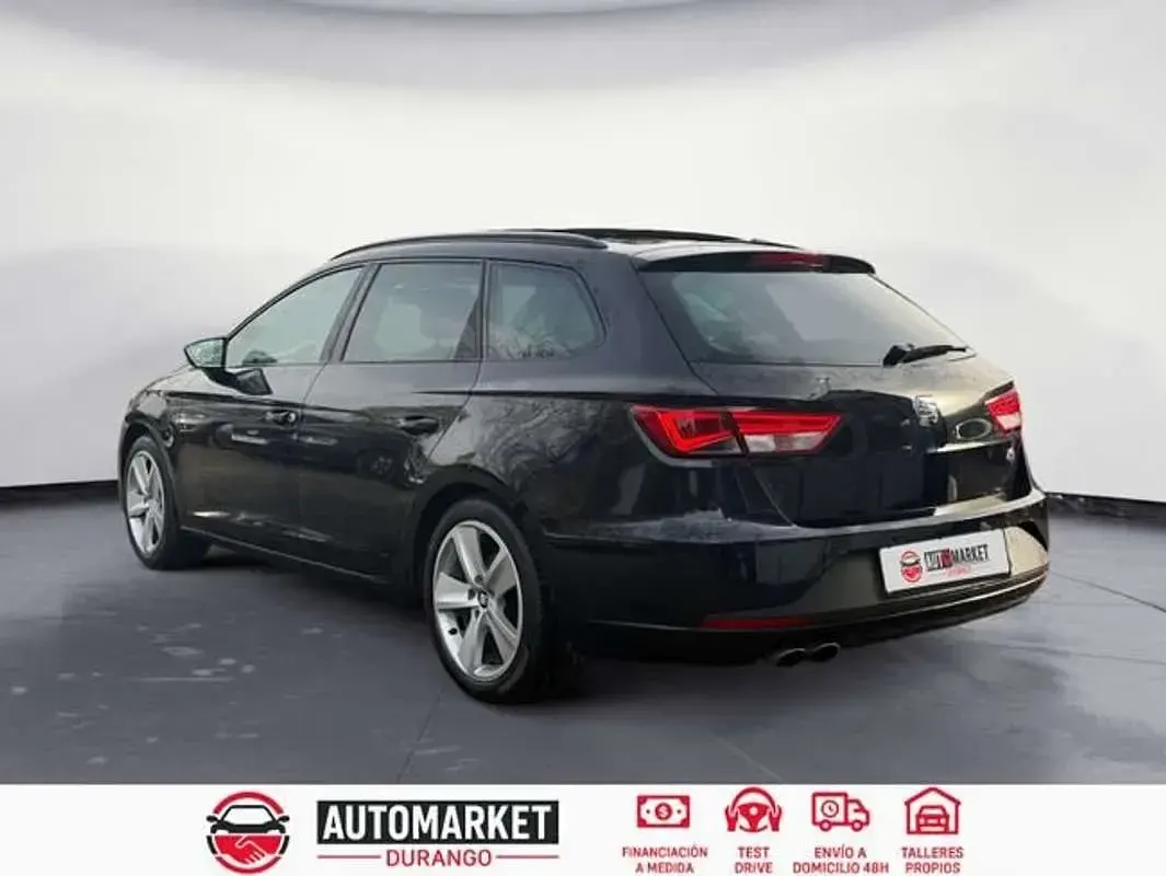Usado Seat Leon ST 184 CV (135 kW) 2014 Negro Familiar