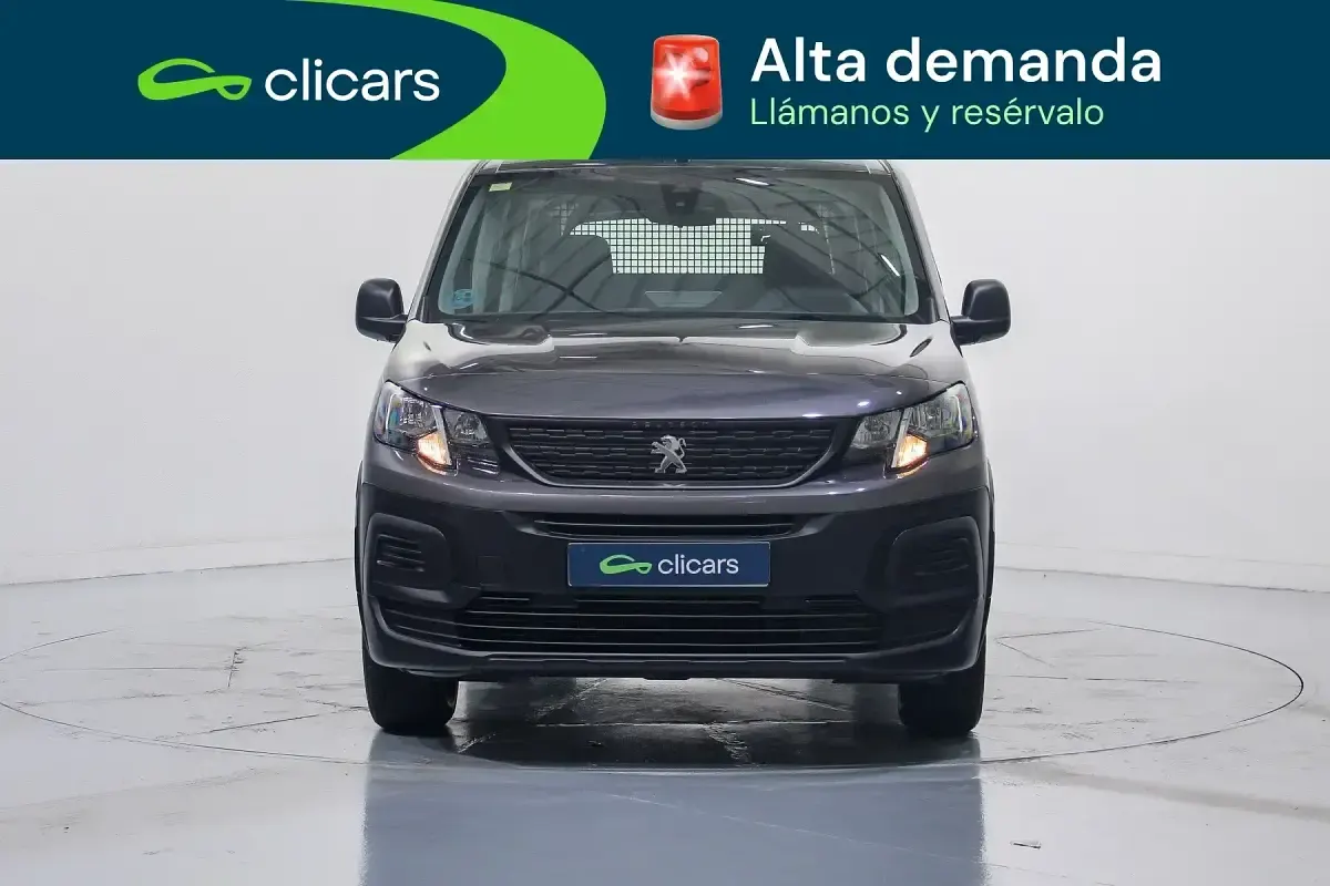 Usado Peugeot Rifter Business-Line 100 CV (73 kW) 2023 Gris Monovolumen