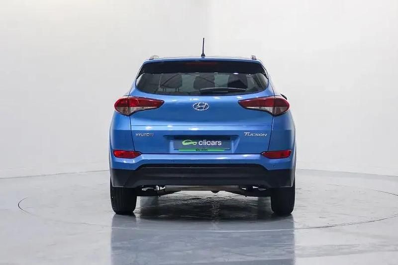 Usado Hyundai Tucson 132 HP (97 kW) 2018 Azul SUV