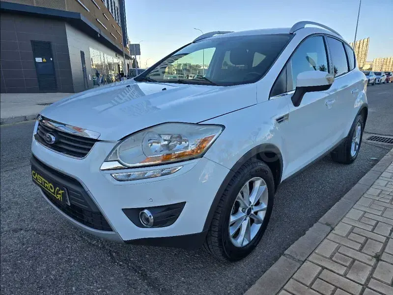 Usado Ford Kuga Titanium S 140 CV (102 kW) 2012 Blanco SUV