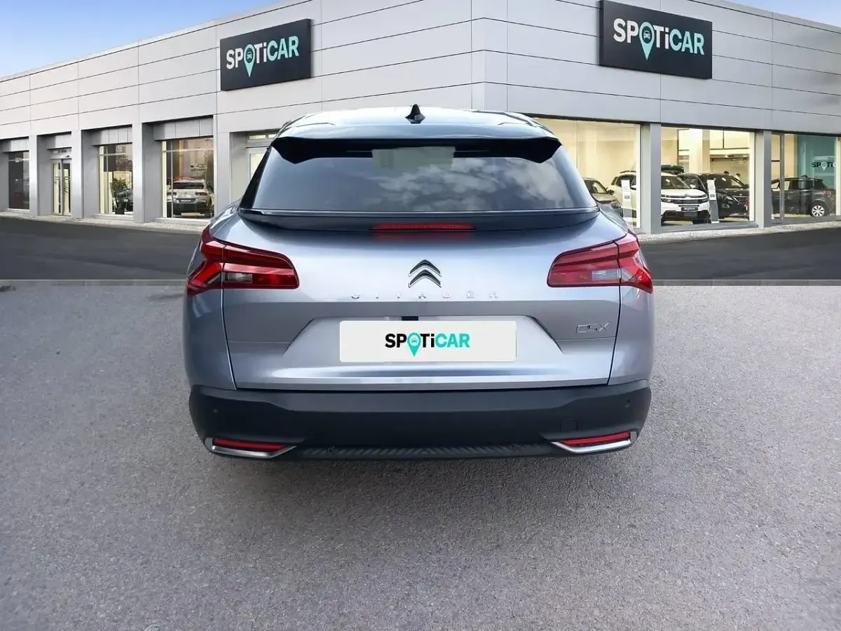Usado Citroën C5 X 180 CV (132 kW) 2024 Verde Familiar