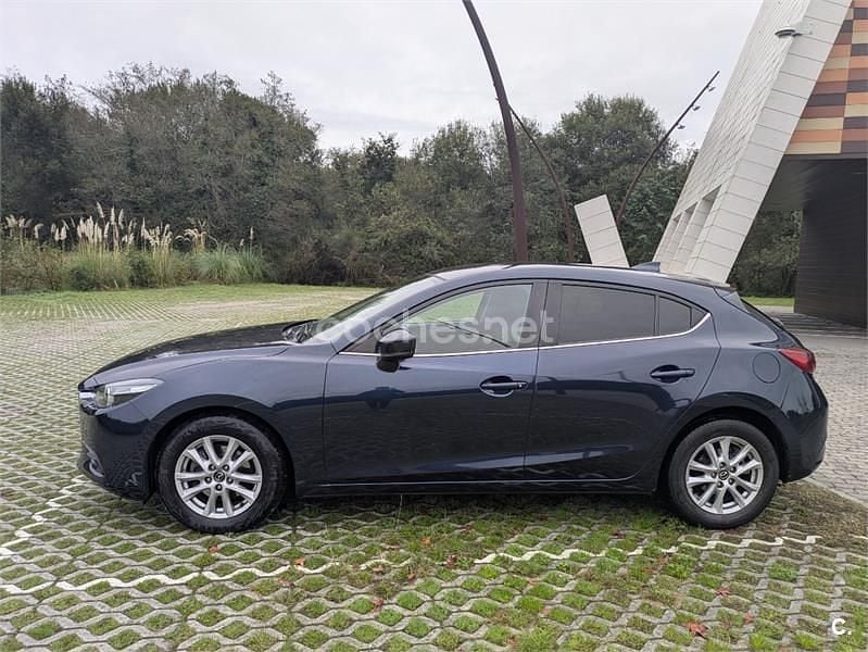 Usado Mazda 3 105 CV (77 kW) 2017 Azul Berlina