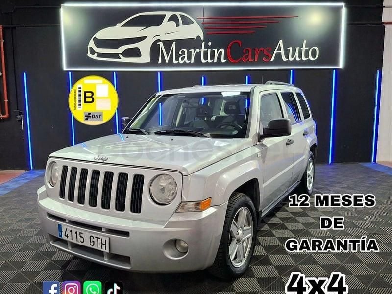 Usado Jeep Patriot Limited 140 CV (102 kW) 2010 Gris / plata SUV