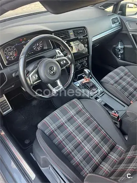 Usado VW Golf VII GTI 230 CV (169 kW) 2017 Gris / plata Berlina