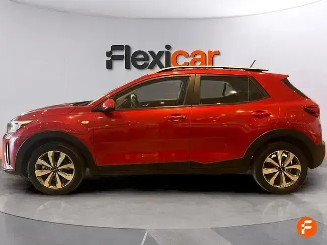 Usado Kia Stonic 100 CV (73 kW) 2021 Rojo SUV