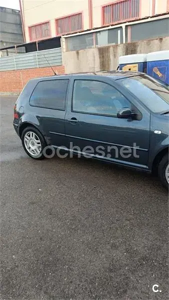 Usado VW Golf IV Advance 110 CV (80 kW) 2001 Negro Berlina