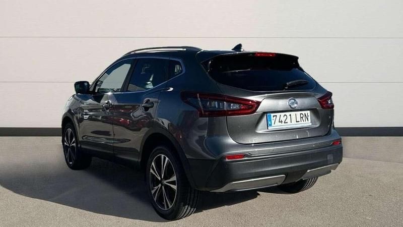 Usado Nissan Qashqai N-Connecta 159 CV (116 kW) 2021 Gris SUV
