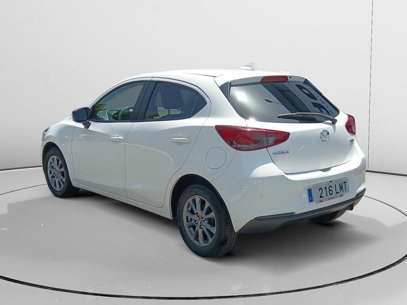 Usado Mazda 2 91 CV (66 kW) 2021 Blanco Utilitario
