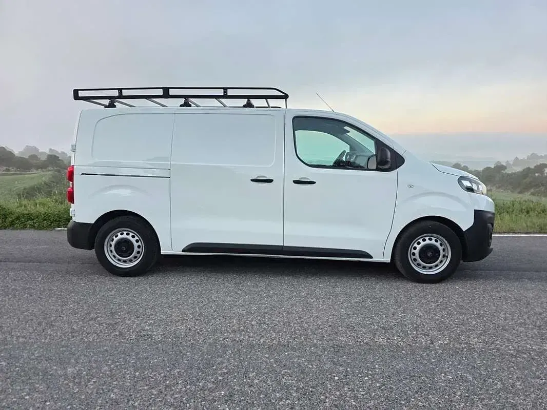 Usado Citroën Jumpy 120 CV (88 kW) 2020 Blanco Monovolumen