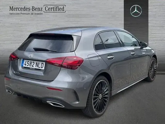 Nuevo Mercedes A250 218 CV (160 kW) 2026 Gris montaña Berlina