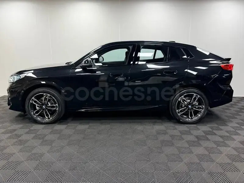 Usado BMW X2 Luxury Line 150 CV (110 kW) 2025 Negro SUV