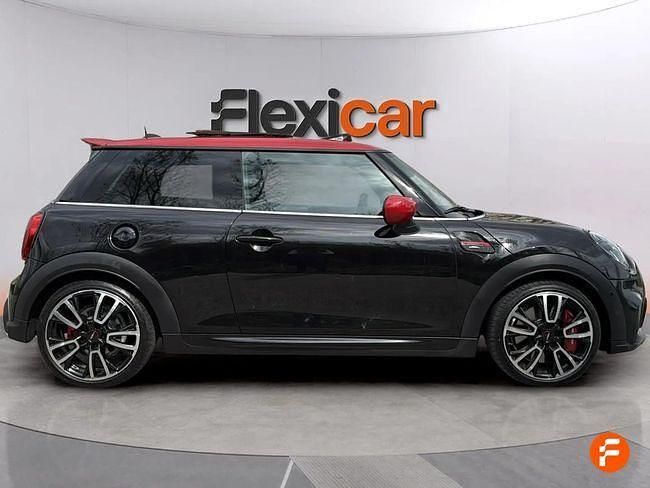 Usado Mini John Cooper Works 231 CV (169 kW) 2022 Negro Utilitario