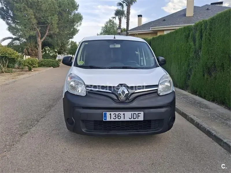Usado Renault Kangoo 90 CV (66 kW) 2016 Blanco Monovolumen