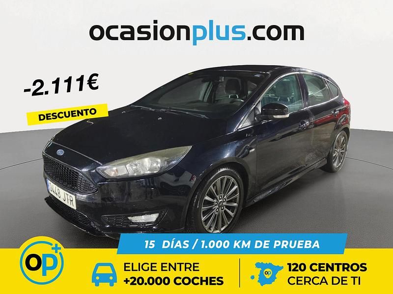 Usado Ford Focus ST-Line 125 CV (91 kW) 2016 Negro