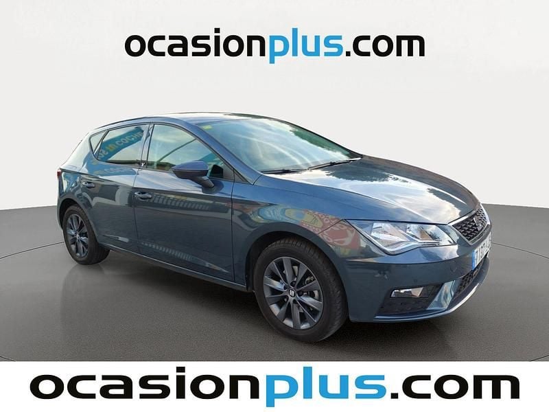 Käytetty Seat Leon Style 131 HP (96 kW) 2020 Harmaa Viistoperä