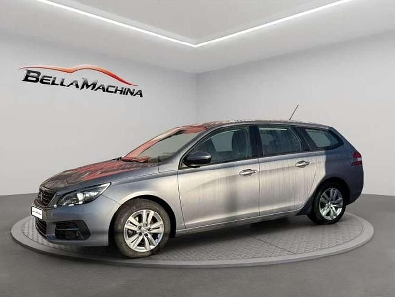 Usado Peugeot 308 Active 131 CV (96 kW) 2021 Gris Utilitario