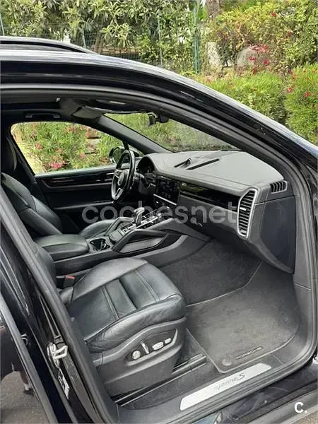 Usado Porsche Cayenne S 420 CV (308 kW) 2018 Negro SUV