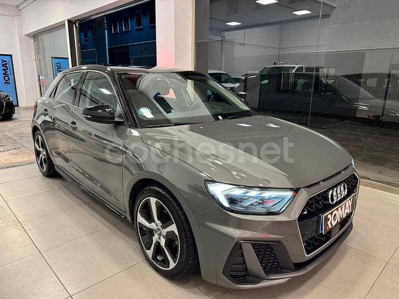 Gris / plata Usado 2020 Audi A1 Sportback S-Line Utilitario | 17.990 € (Precio justo) - Imagen 1/4