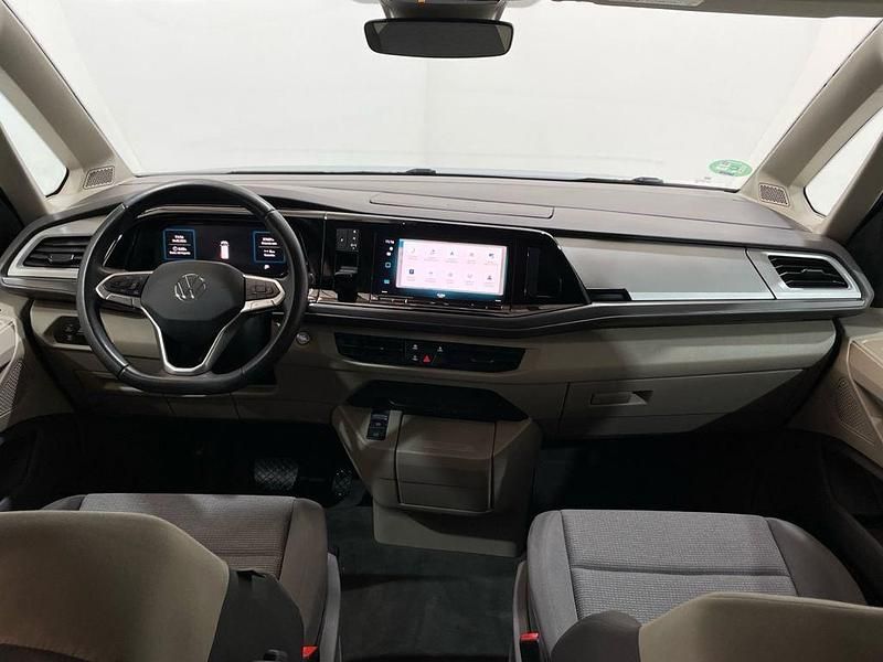 Usado VW Multivan 150 CV (110 kW) 2025 Gris Van