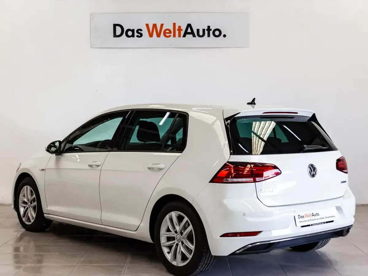 Brugt VW Golf VII Advance 130 HK (95 kW) 2019 Hvid Sedan