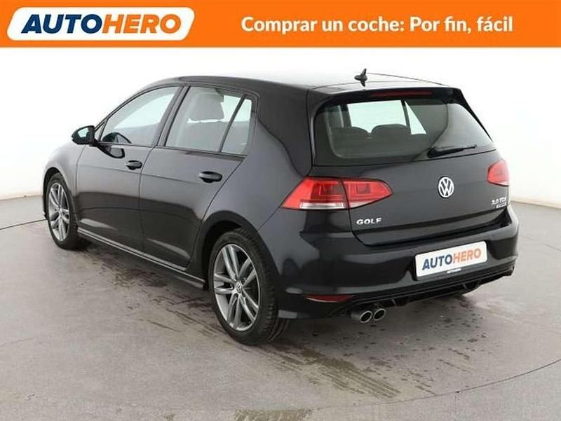 Usado VW Golf VII R-line BlueMotion 150 CV (110 kW) 2014 Negro Berlina