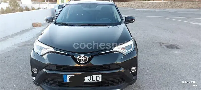 Usado Toyota RAV4 Advance 143 CV (105 kW) 2016 Marrón SUV