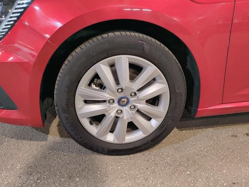 Usado Renault Mégane Intens 159 CV (116 kW) 2021 Rojo Berlina