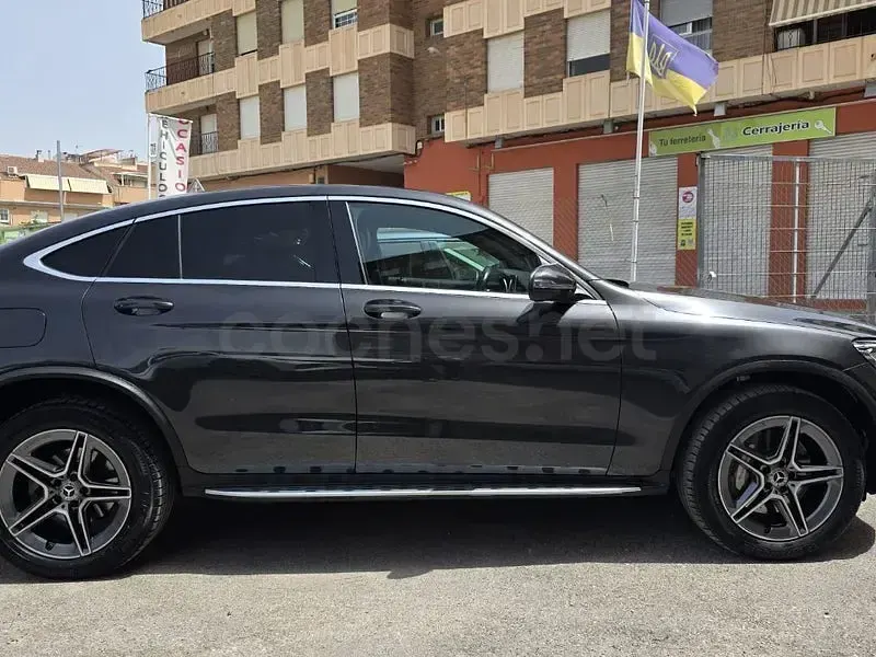 Usado Mercedes GLC300de 306 CV (225 kW) 2022 Beige Coupe