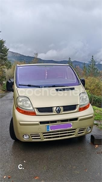Beige Usado 2019 Renault Trafic Monovolumen | 14.500 € - Imagen 1/4