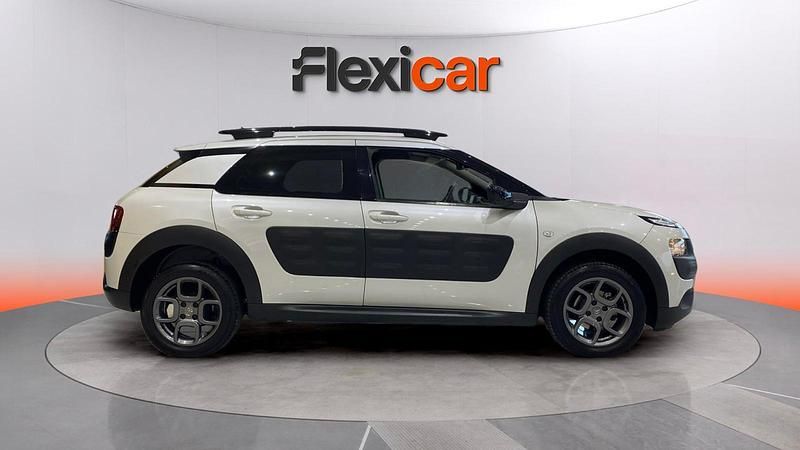 Usado Citroën C4 Feel 110 CV (80 kW) 2016 Blanco Berlina