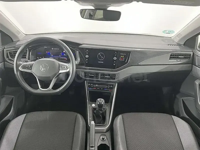 Usado VW Taigo 116 CV (85 kW) 2025 Verde SUV