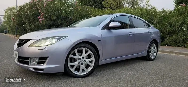 Usado Mazda 6 Luxury 140 CV (102 kW) 2008 Gris Berlina
