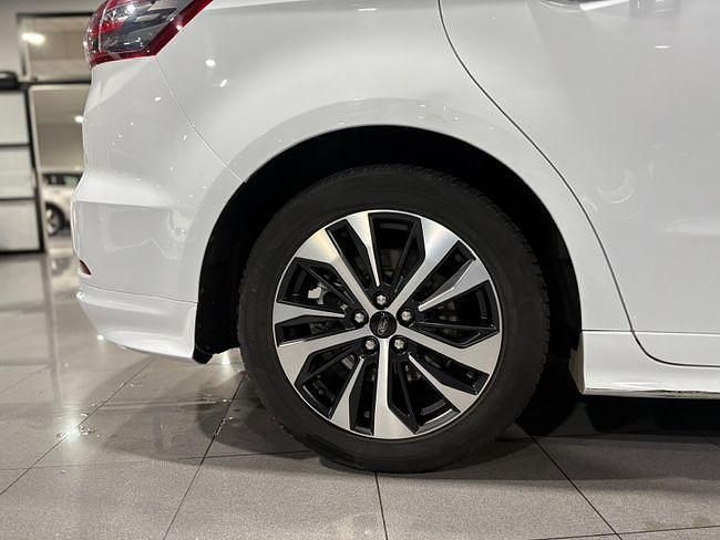 Usado Ford S-MAX ST-Line 190 CV (139 kW) 2023 Blanco Monovolumen