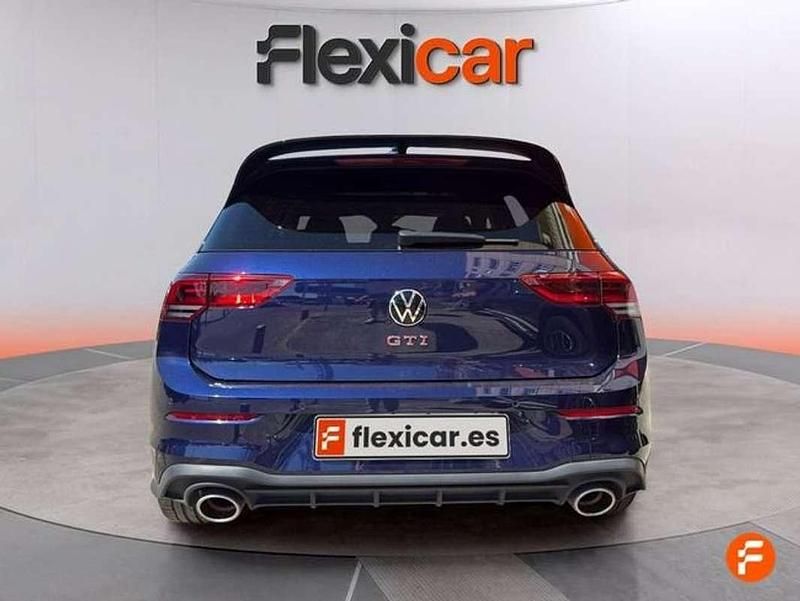 Usado VW Golf VIII GTI 300 CV (220 kW) 2022 Azul Utilitario