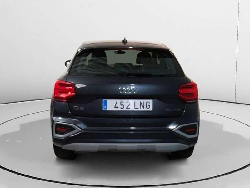 Usado Audi Q2 Advanced 151 CV (111 kW) 2021 Gris SUV