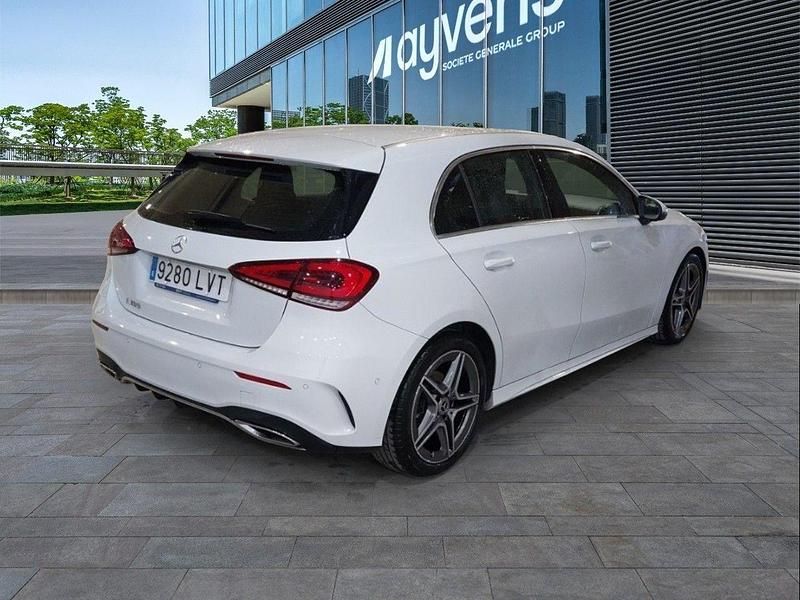 Usado Mercedes A180 136 CV (100 kW) 2021 Blanco Utilitario