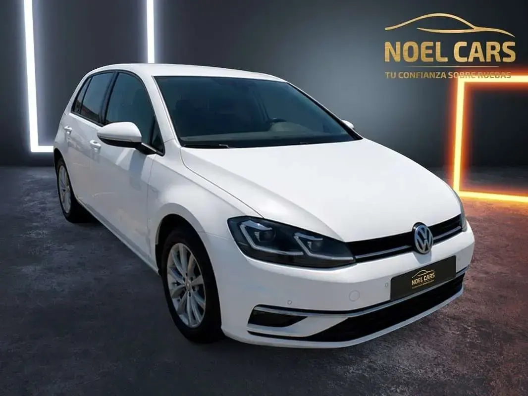 Usado VW Golf VII Advance 116 CV (85 kW) 2020 Blanco Utilitario