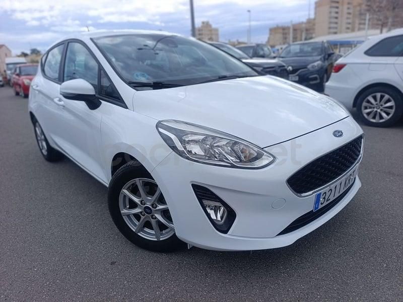 Usado Ford Fiesta Active 85 CV (62 kW) 2018 Blanco Utilitario