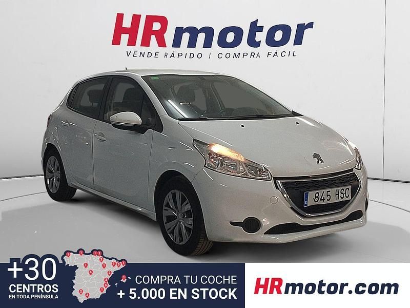 Usado Peugeot 208 Active 82 CV (60 kW) 2013 Blanco Utilitario