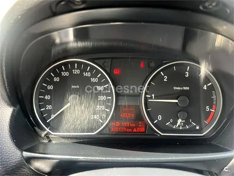 Usado BMW 118 143 CV (105 kW) 2009 Blanco Utilitario