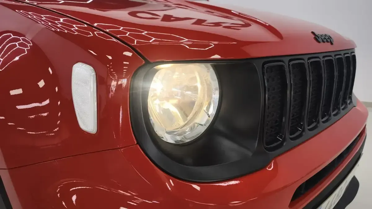 Usado Jeep Renegade Limited 150 CV (110 kW) 2021 Rojo SUV