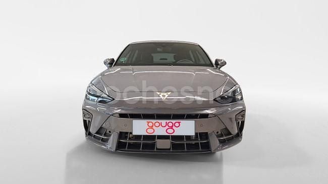 Usado Cupra Leon 150 CV (110 kW) 2024 Gris / plata Berlina