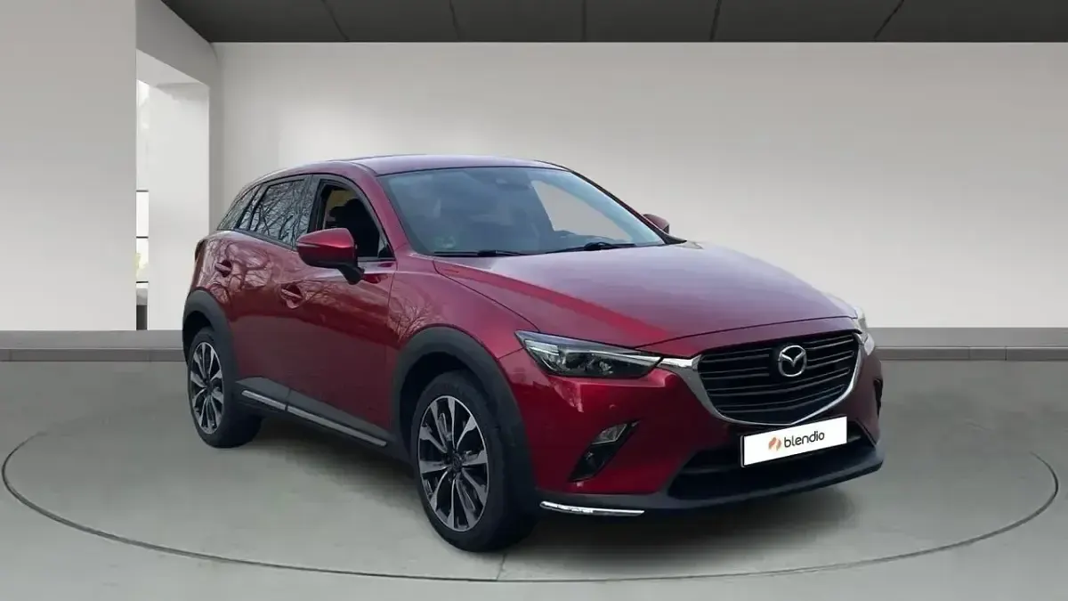Käytetty Mazda CX-3 121 HP (88 kW) 2022 Punainen Katumaasturi