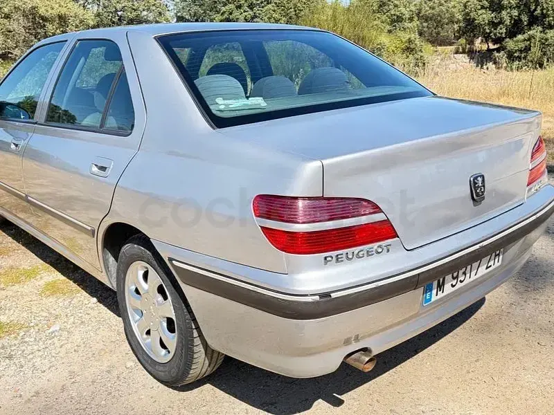 Usado Peugeot 406 138 CV (101 kW) 2000 Gris / plata Berlina